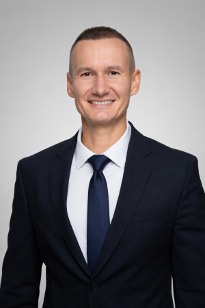 Ing. Martin Hlavač, Direktor za rešavanje potraživanja