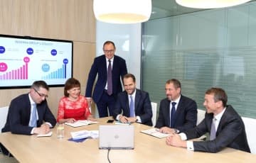 Představenstvo a dozorčí rada společnosti RENOMIA na poradě