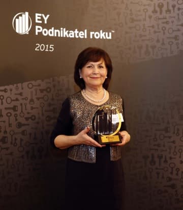 Jiřina Nepalová, EY
